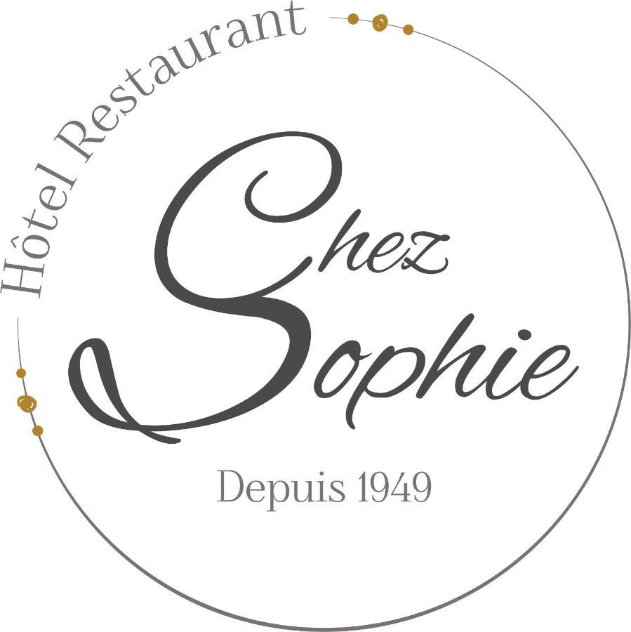 Restaurant Hotel Logis Chez Sophie Briouze 外观 照片